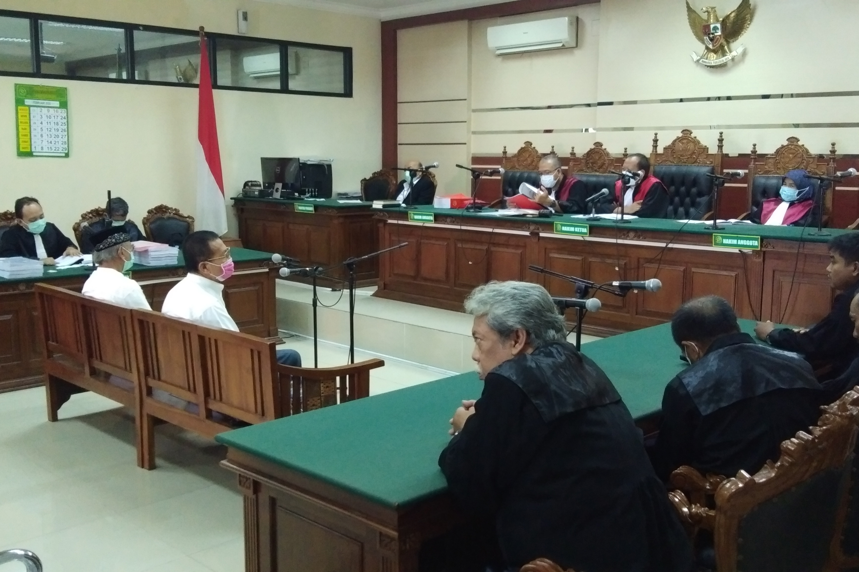 Mantan Bupati Trenggalek Dituntut 8,5 Tahun, Rekanannya Bos Media 10 Tahun