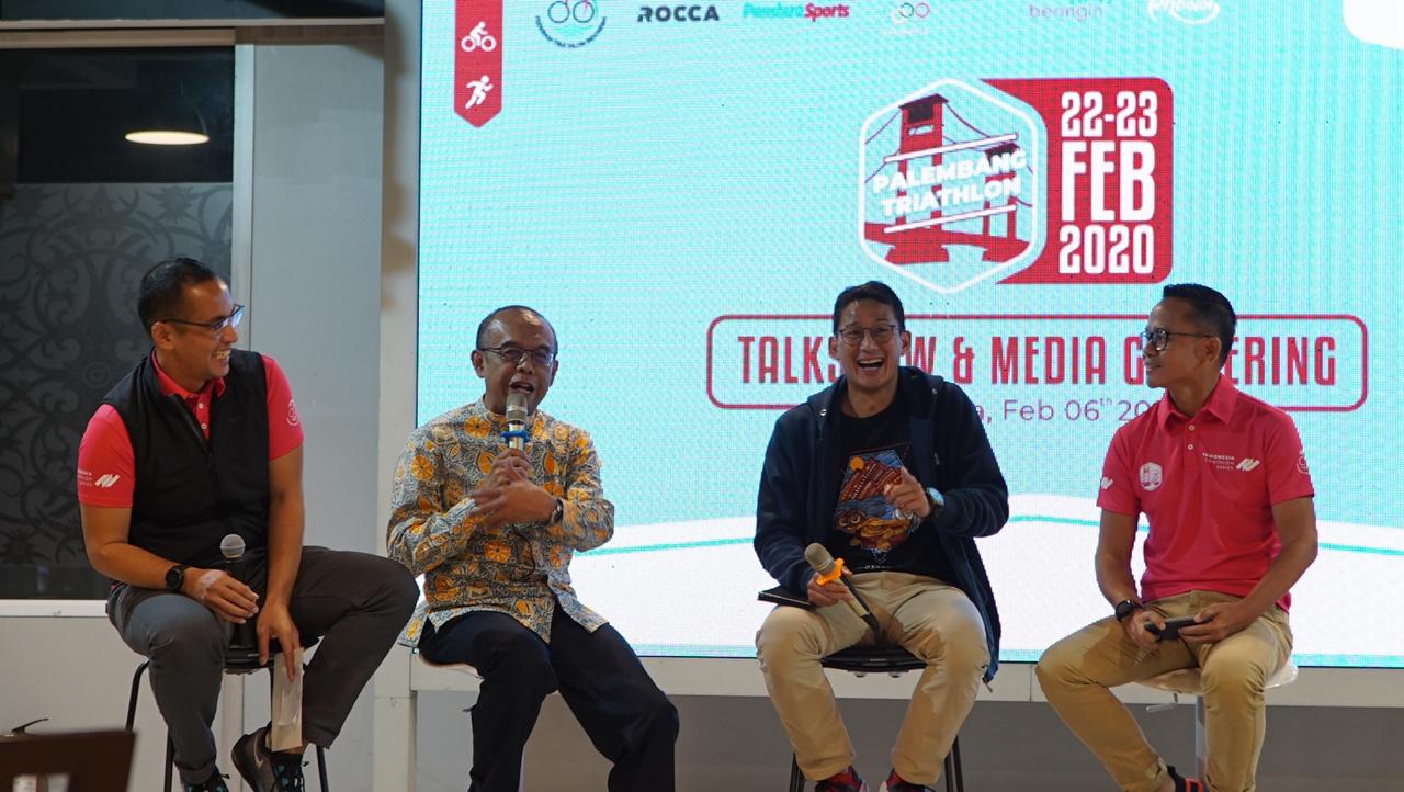 Konferensi pers Palembang Triathlon 2020