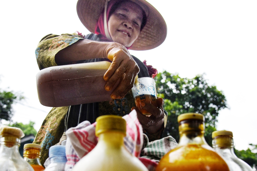 Ilustrasi Tukang Jamu.