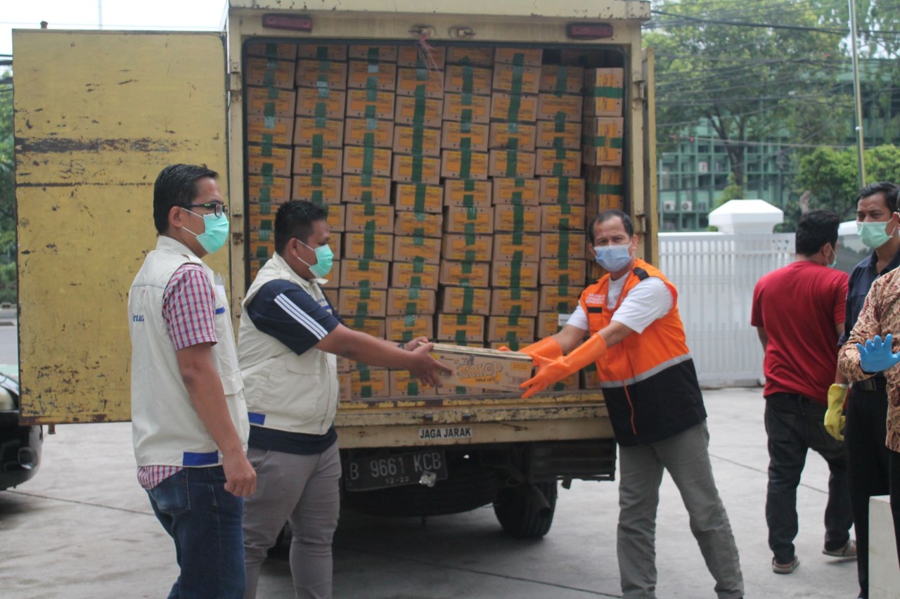 Bantuan Garudafood untuk tenaga medis dan sukarelawan penanganan Covid-19