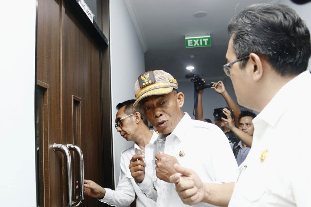 Bupati Subang Ruhimat melakukan pengecekan RSUD Ciereng yang dijadikan RS rujukan pasien korona.