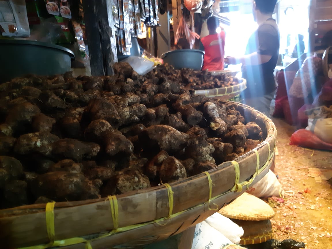 Rempah-rempah di pasar tradisional