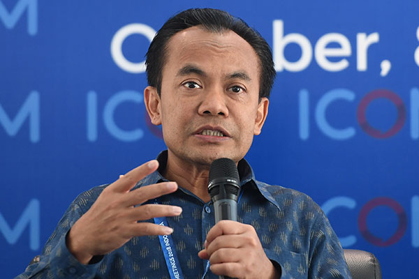 Sesmenko Perekonomian Susiwijono Moegiarso