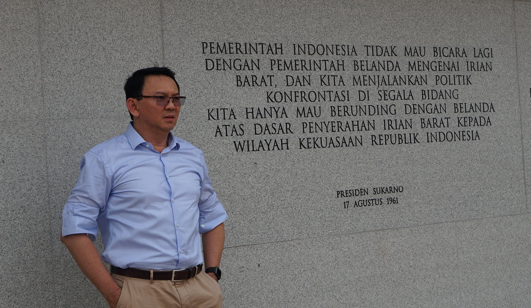 Mantan Gubernur DKI Jakarta, Basuki Tjahaja Purnama (Ahok), saat mengunjungi Lapangan Banteng di Jakarta Pusat.