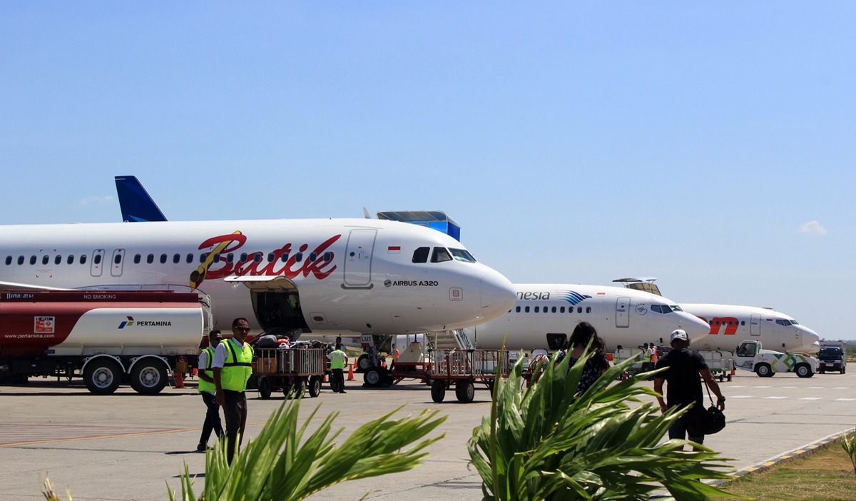 Gubernur NTT Viktor Laiskodat menolak usulan penutupan Bandara El Tari, Kupang, Kamis (26/3/2020).