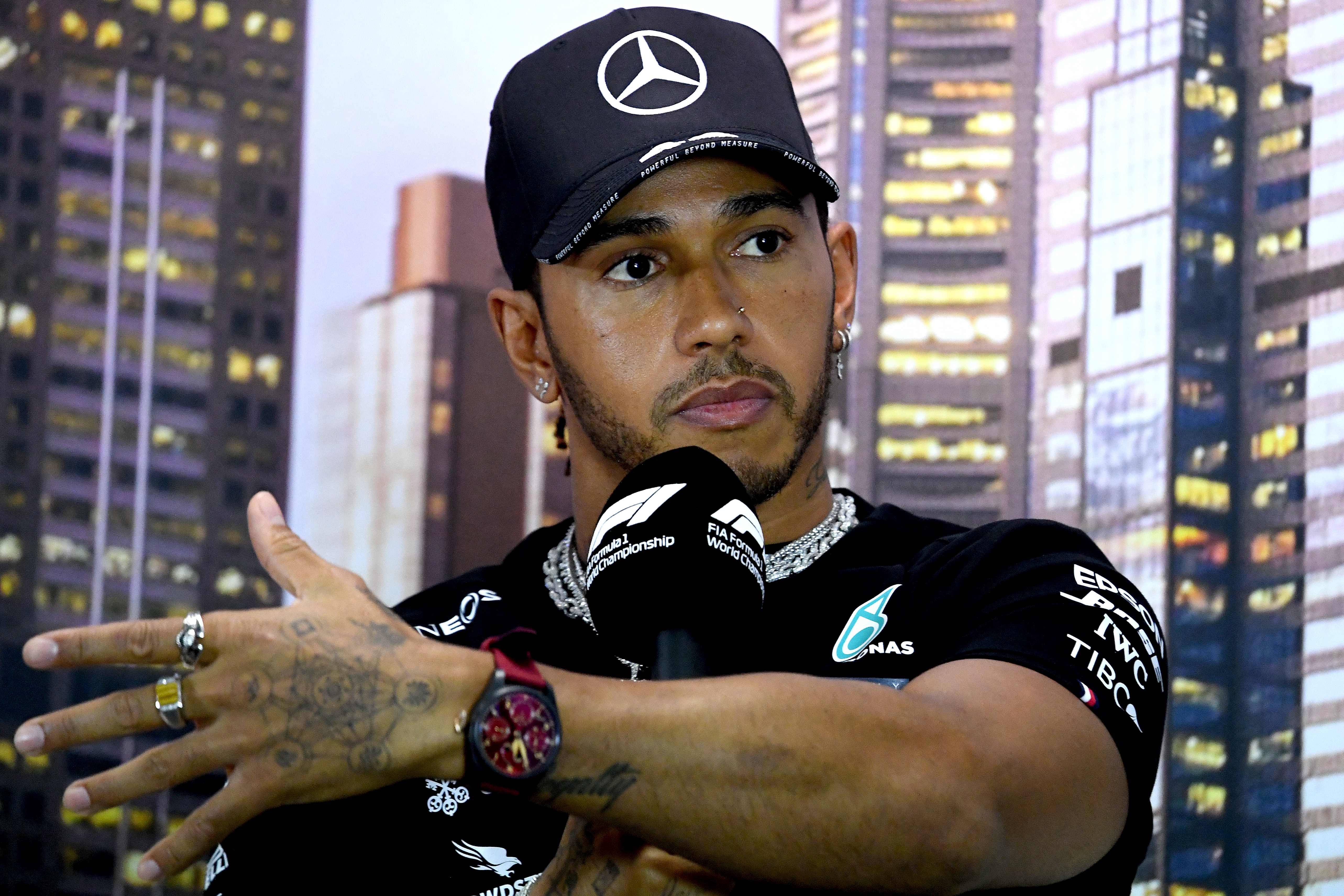 Juara  dunia Formula 1 (F1) Lewis Hamilton