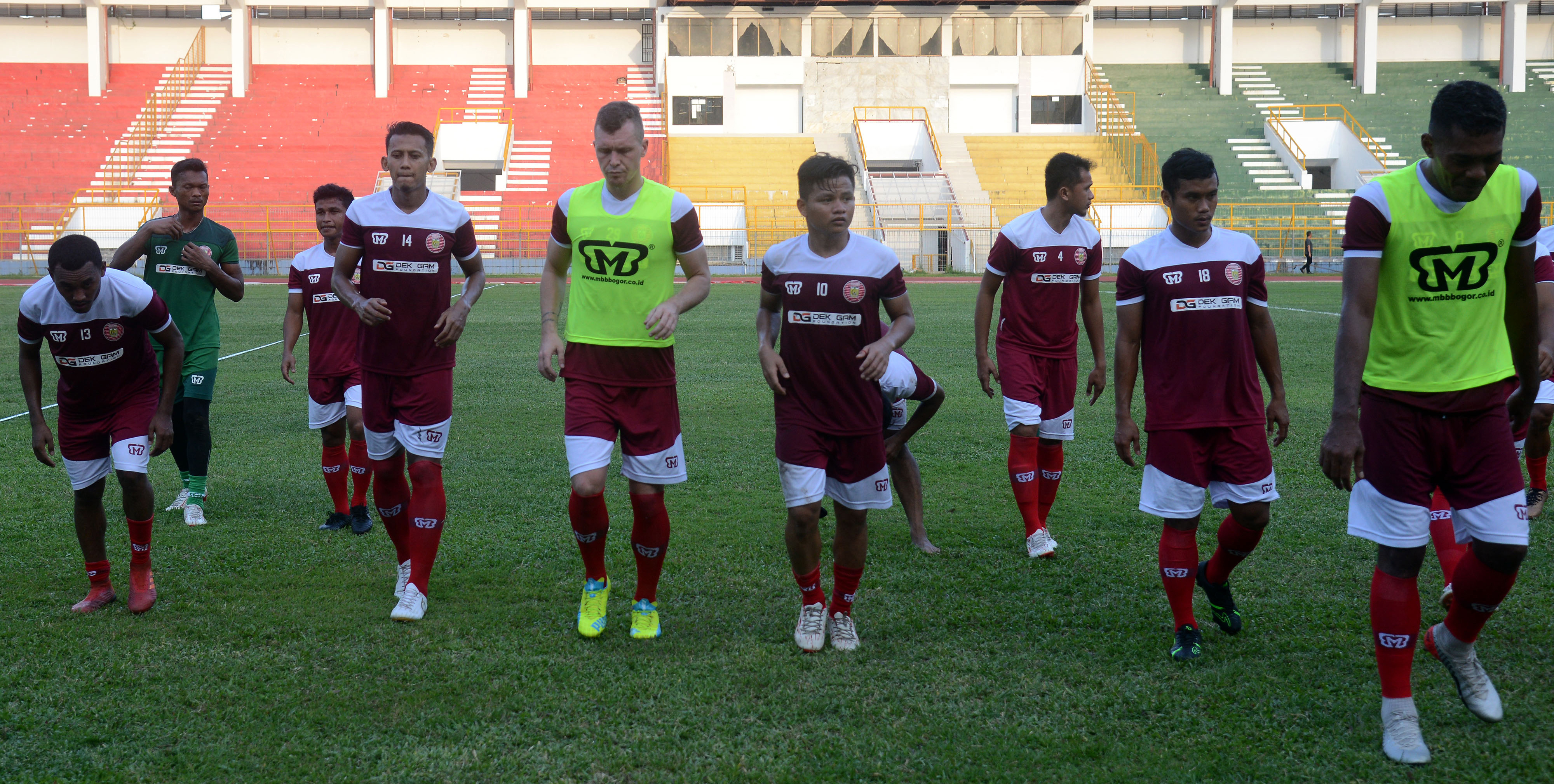 Punggawa Persiraja Banda Aceh saat berlatih