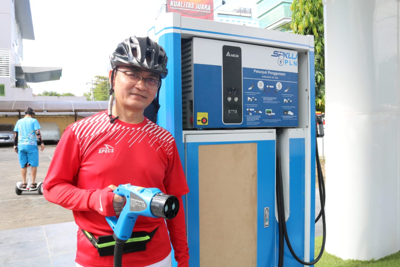 Stasiun Pengisian Kendaraan Listrik Umum (SPKLU) mulai hadi di Kota Makassar, Sulawesi Selatan. 