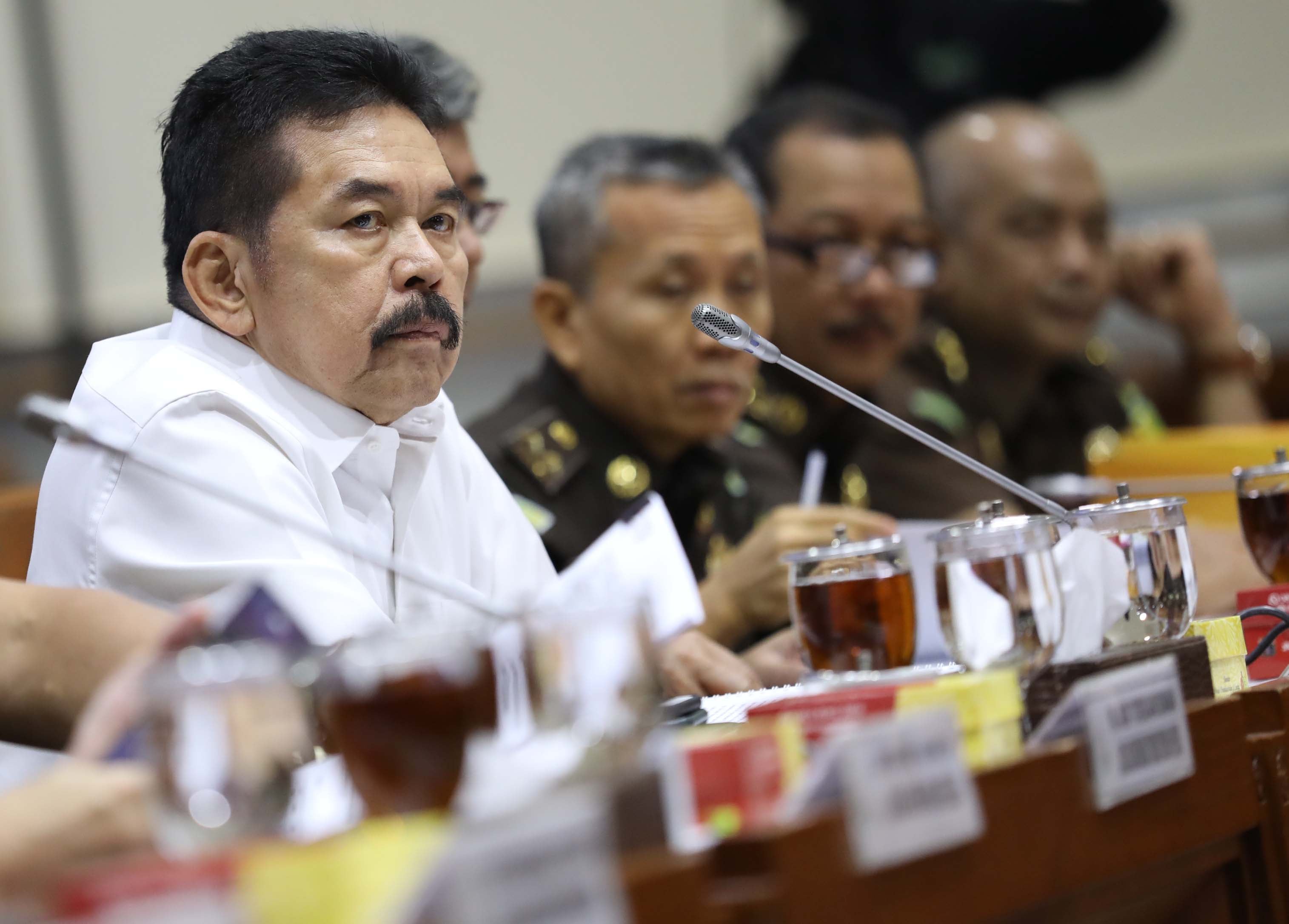 Jaksa Agung ST Burhanuddin saat mengikuti rapat kerja dengan Komisi III DPR RI di Kompleks Parlemen, Jakarta.