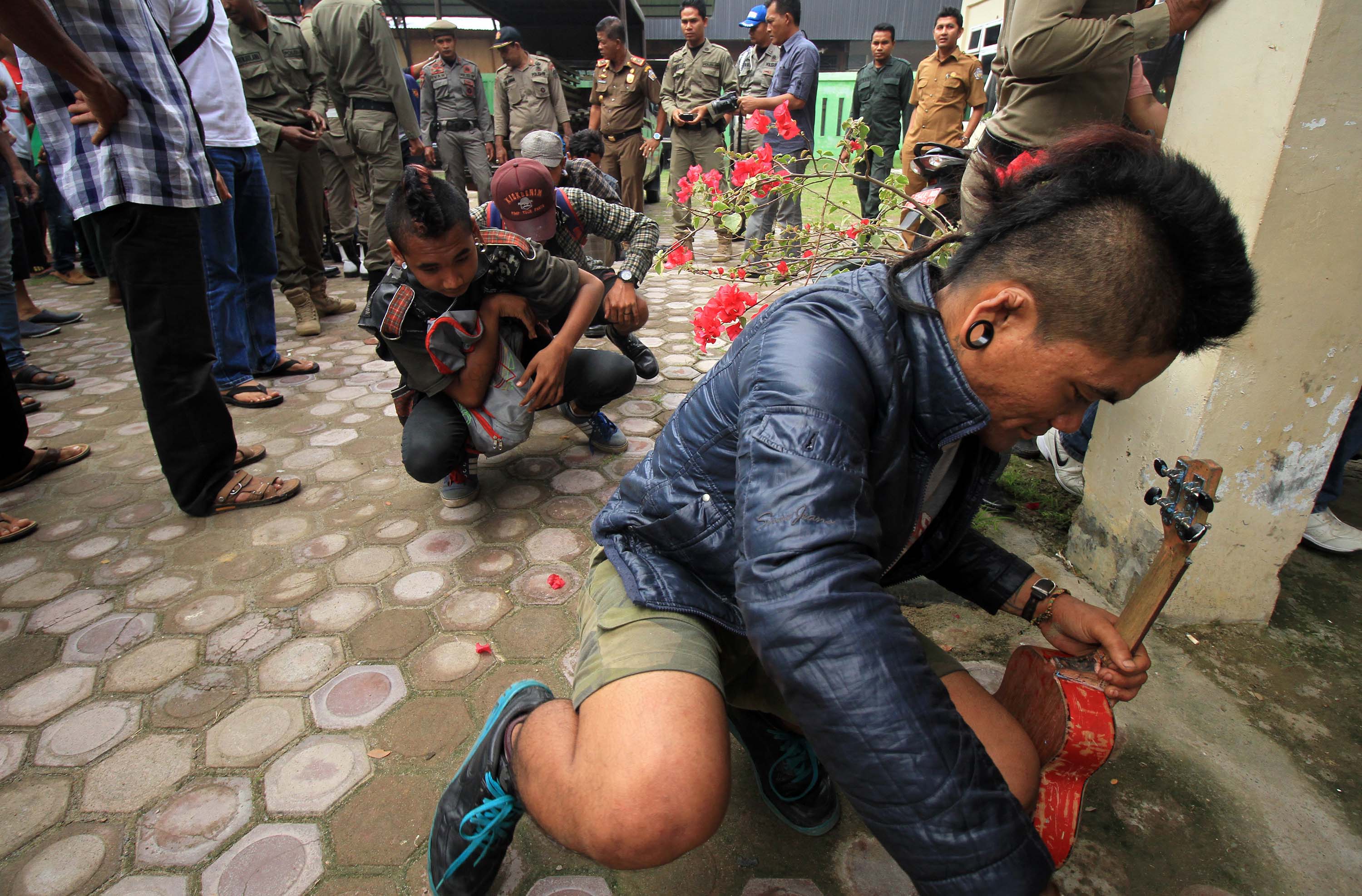 Razia penertiban anak punk di Aceh