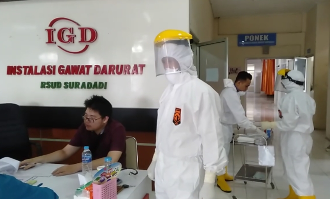 Ii, ABK yang baru pulang dari Taiwan diisolasi di RSUD Suradadi, Kabupaten Tegal, namun kini ia sudah keluar karena negatif Covid-19. 