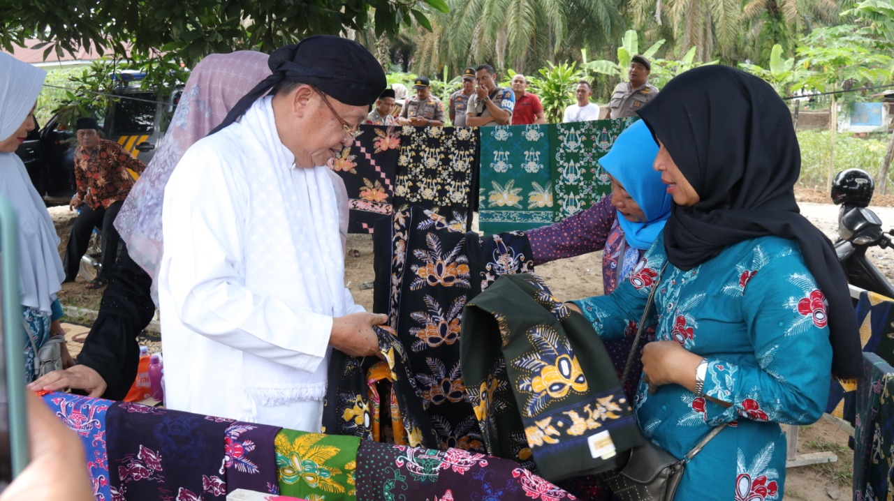 Kelompok UMKM Muara Jambi tertarik dengan program ekonomi kerakyatan Cek Endra.