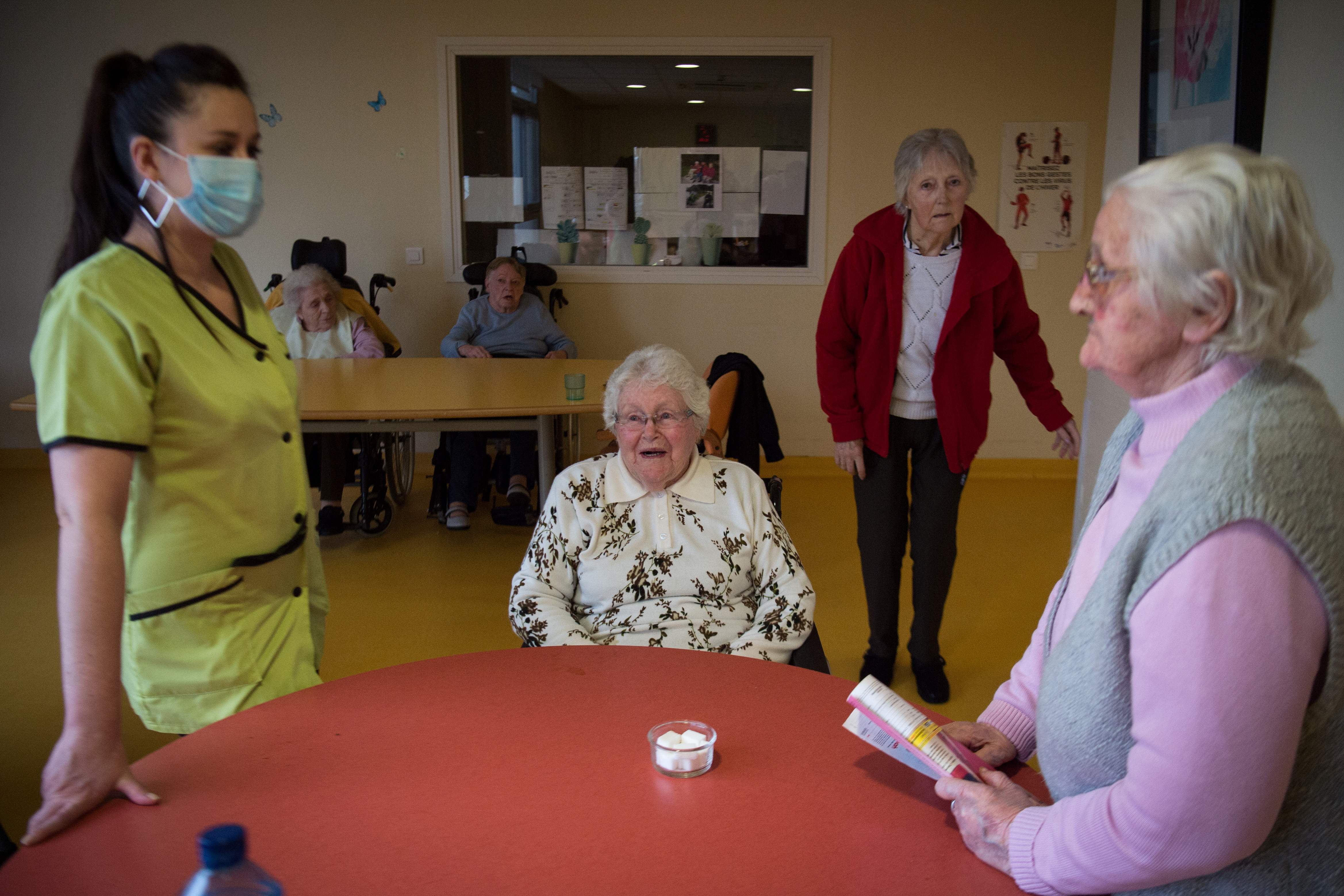 Anggota DPR Prancis Positif Virus Korona