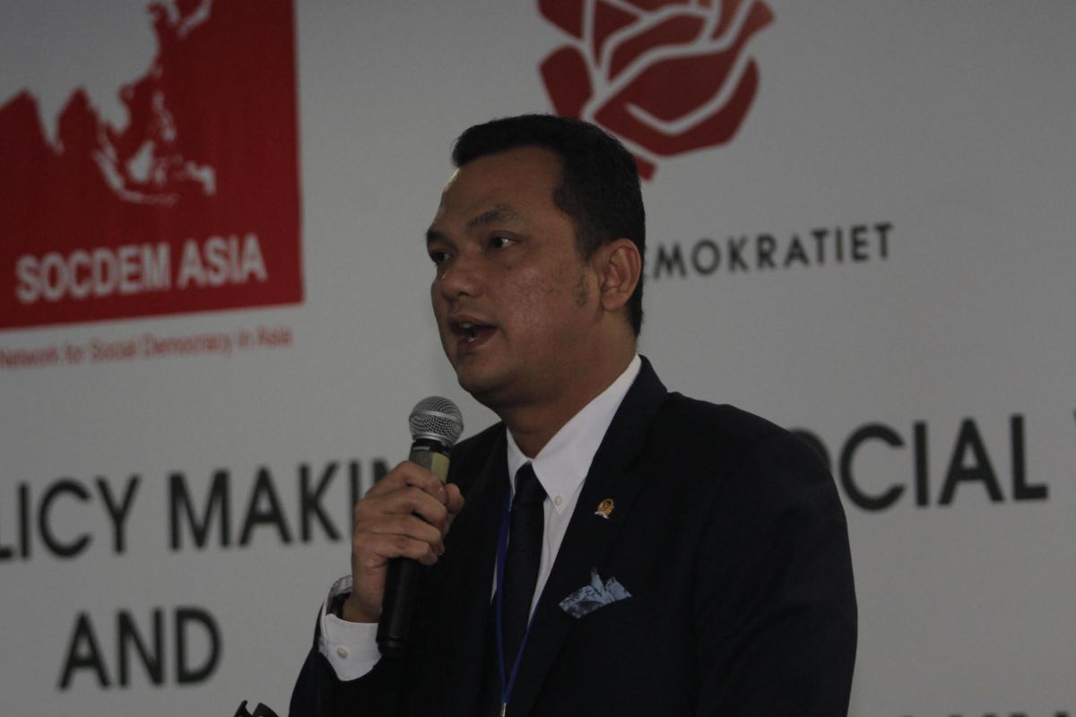 Anggota DPR Fraksi NasDem, Martin Manurung