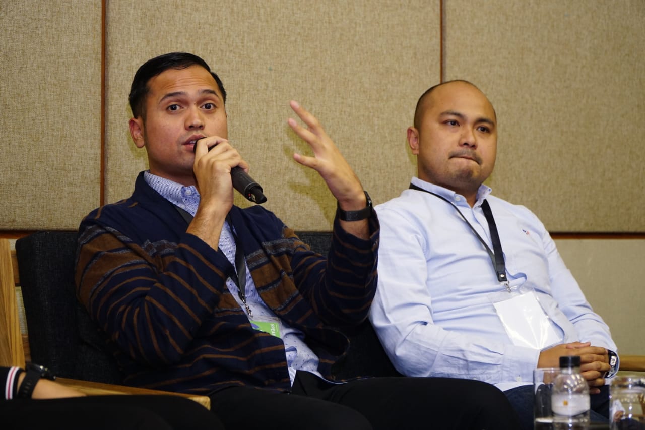 Ketua Bidang UKM  dan Start-Up HIPMI Jaya Diatce G Harahap (kiri) saat memberi keterangan di Jakarta, Jumat (20/3).