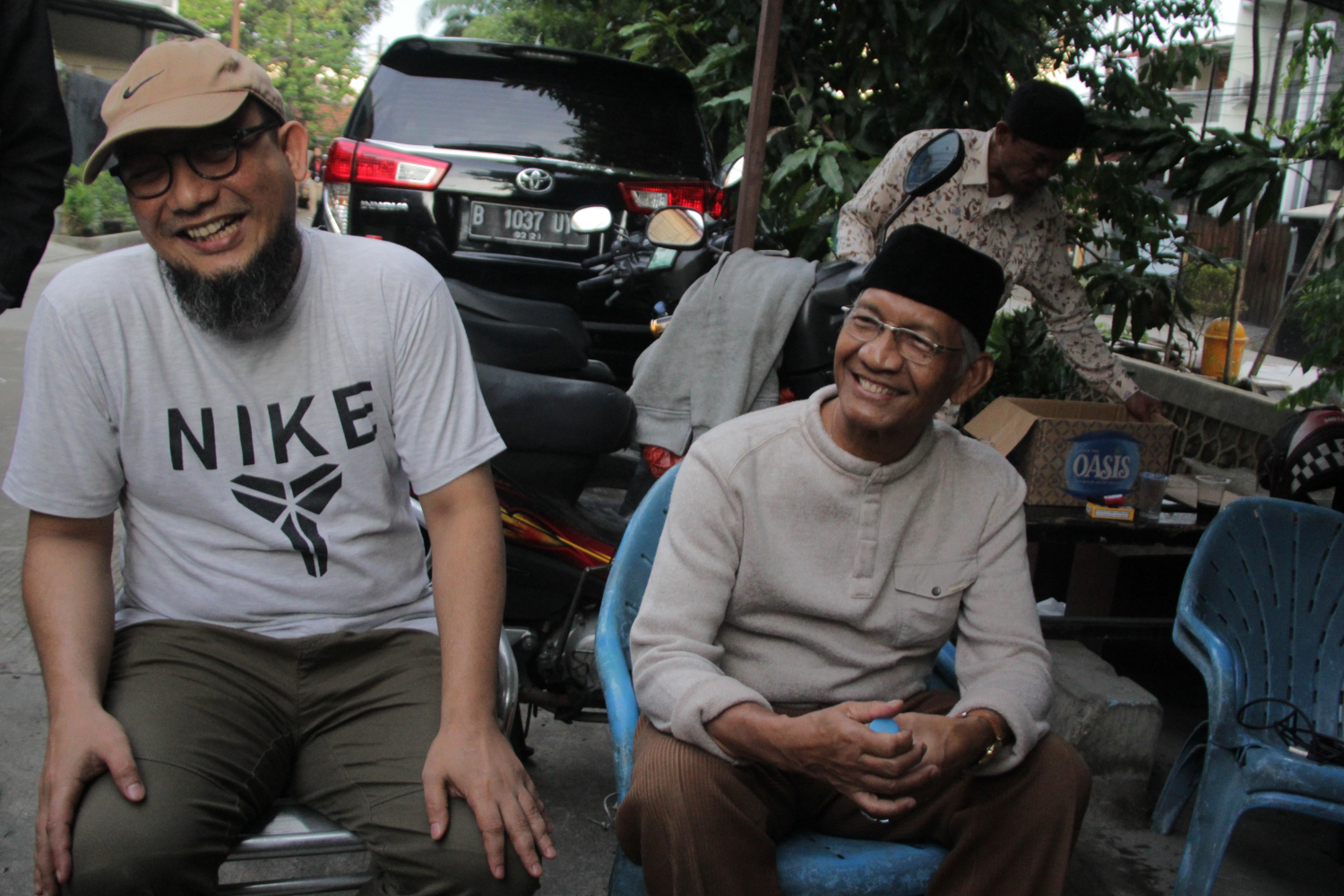 Novel Baswedan  saat proses rekonstruksi kasus penyiraman air keras terhadap dirinya