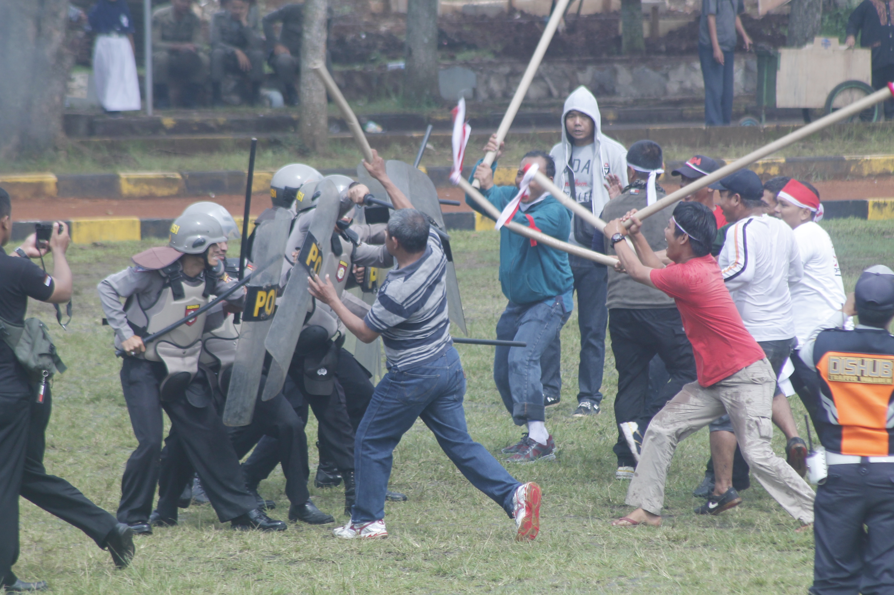 Simulasi penanganan konfiik pilkada di Kabuparen Cianjur.