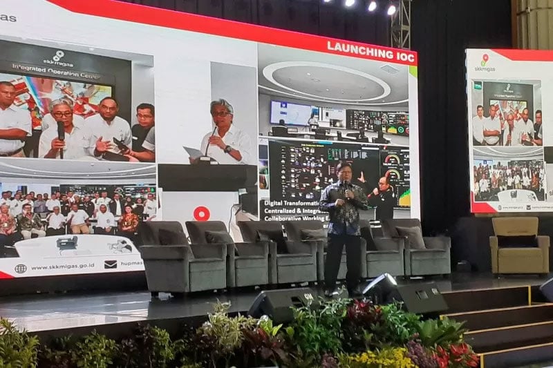   Julius Wiratno saat menjadi pembicara dalam Forum Sharing Teknologi dan Operasi Migas  