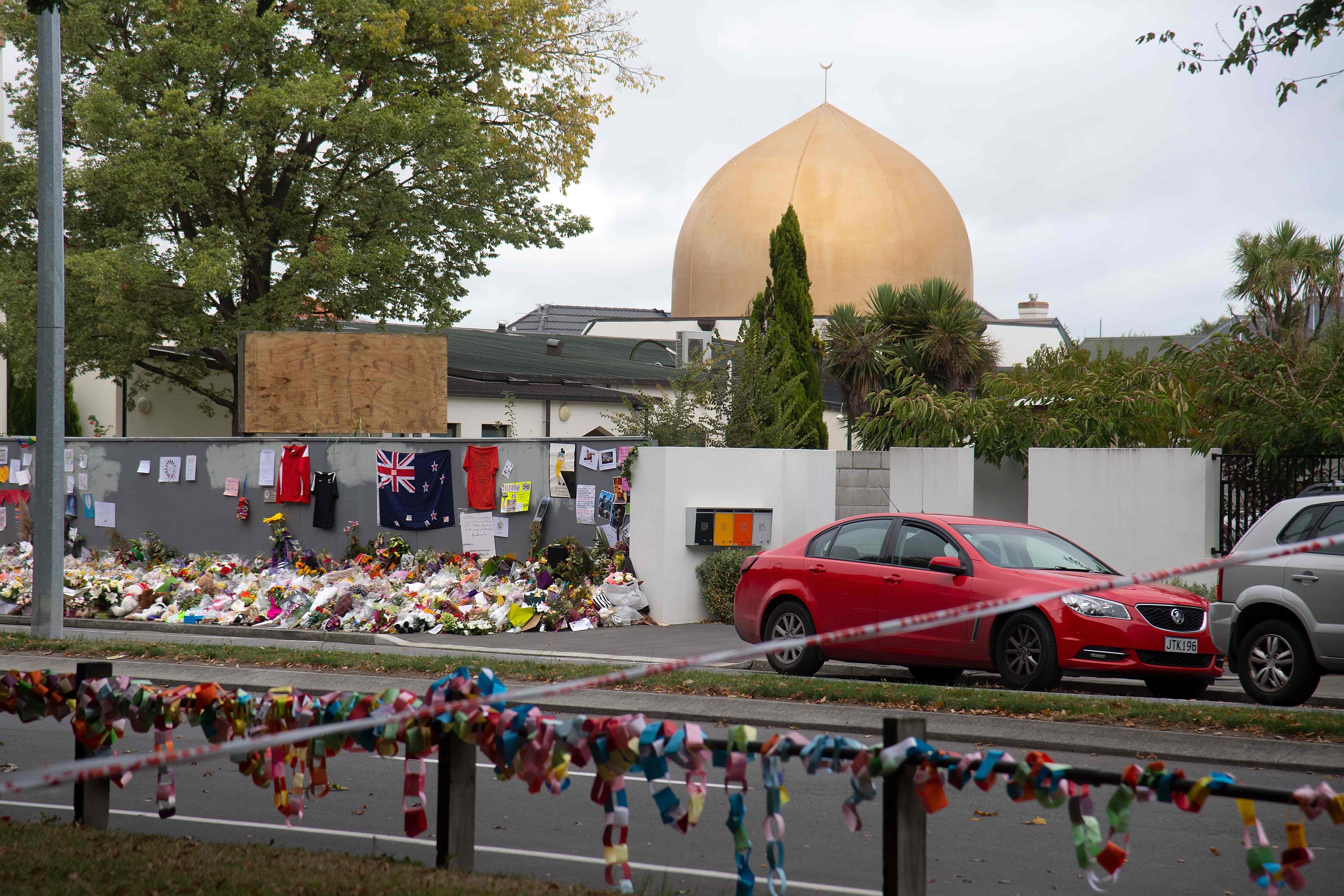 Masjid Masjid Al Noor di Deans Ave terlihat tanpa barikade seminggu setelah serangan masjid kembar yang merenggut 50 nyawa di Christchurch 