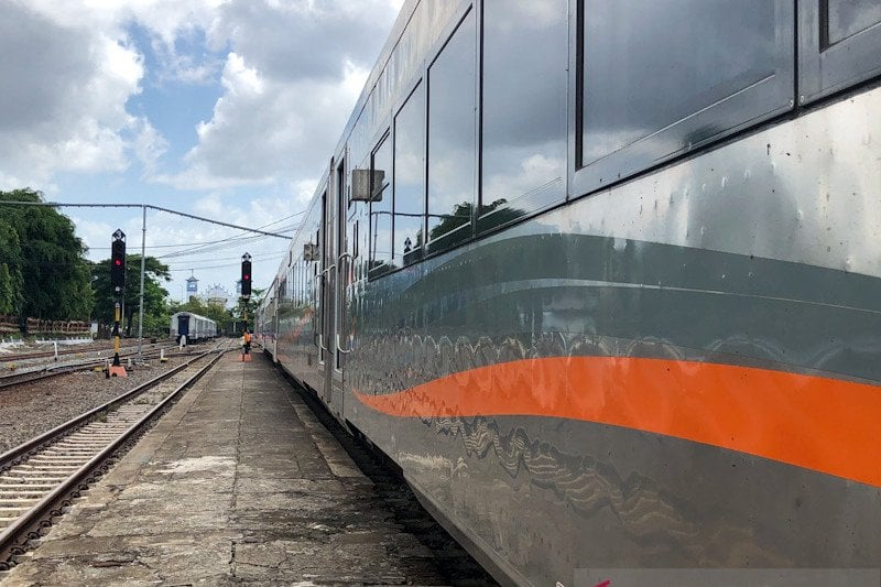 Sebanyak 122 perjalanan kereta api di Daop 6 Yogyakarta dibatalkan sepanjang April 202. 