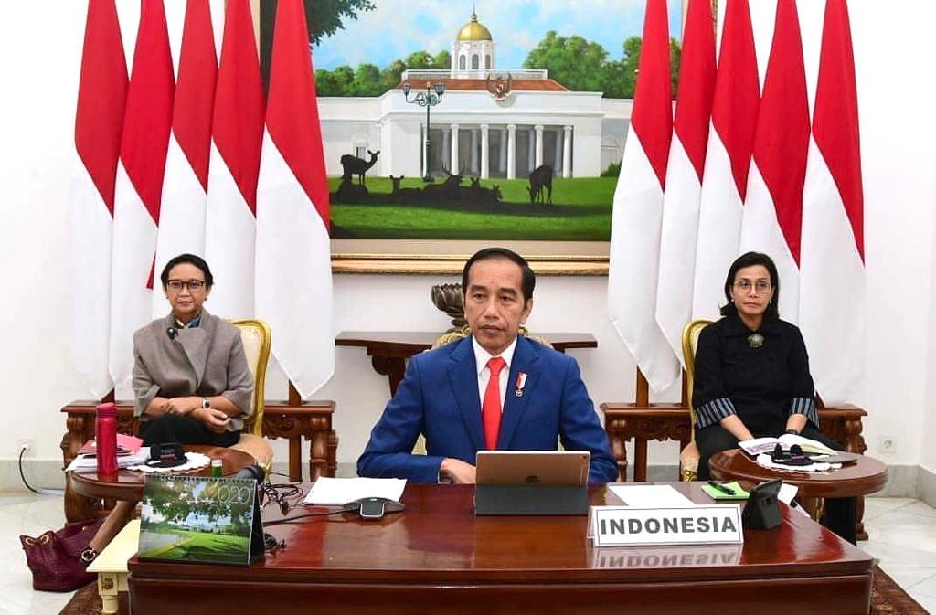 Jokowi mengikuti KTT virtual G20 bersama Menteri Keiangan Sri Mulyani dan Menteri Luar Negeri Retno Marsudi