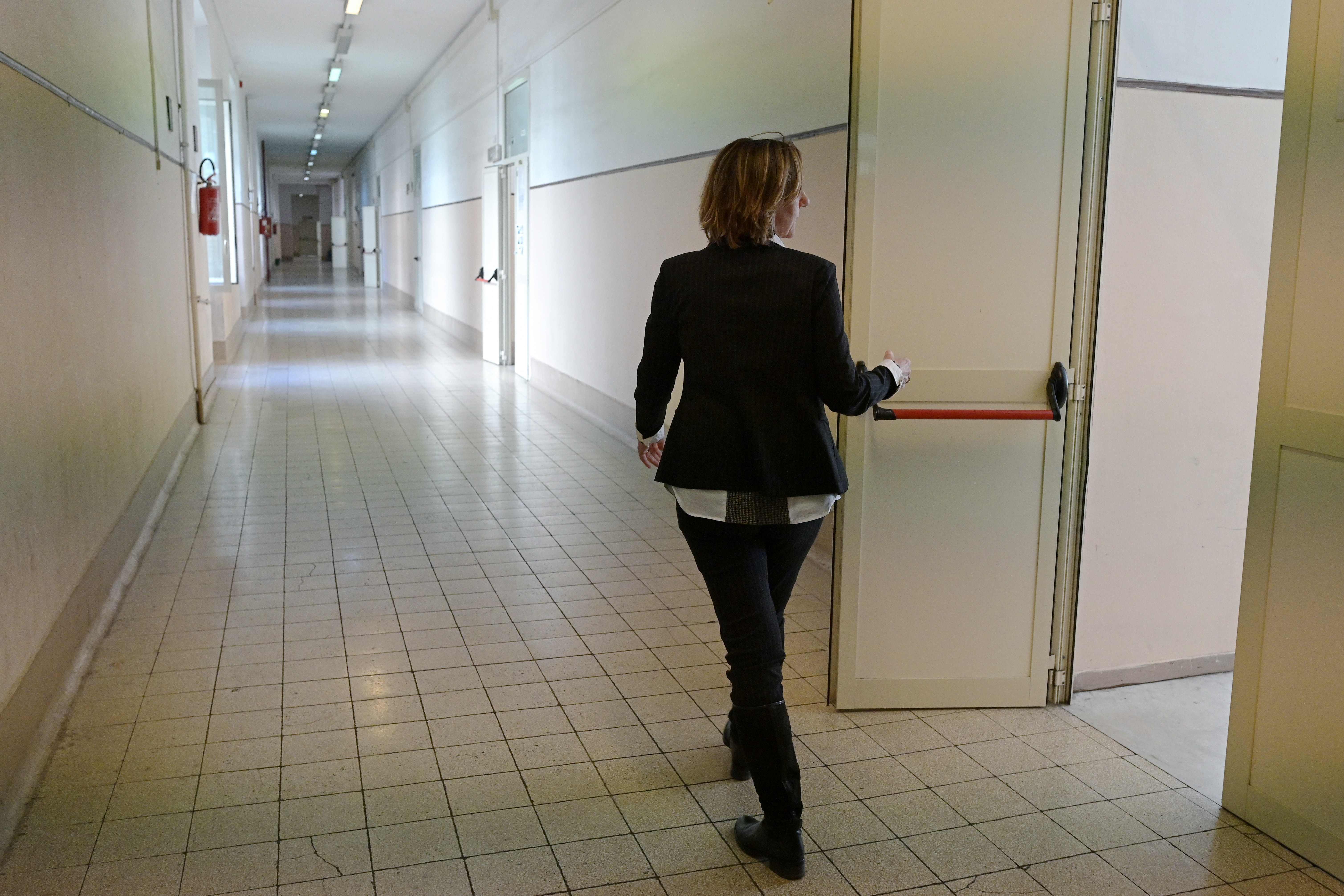 Sekolah di Italia diliburkan sampai 15 Maret mendatang.