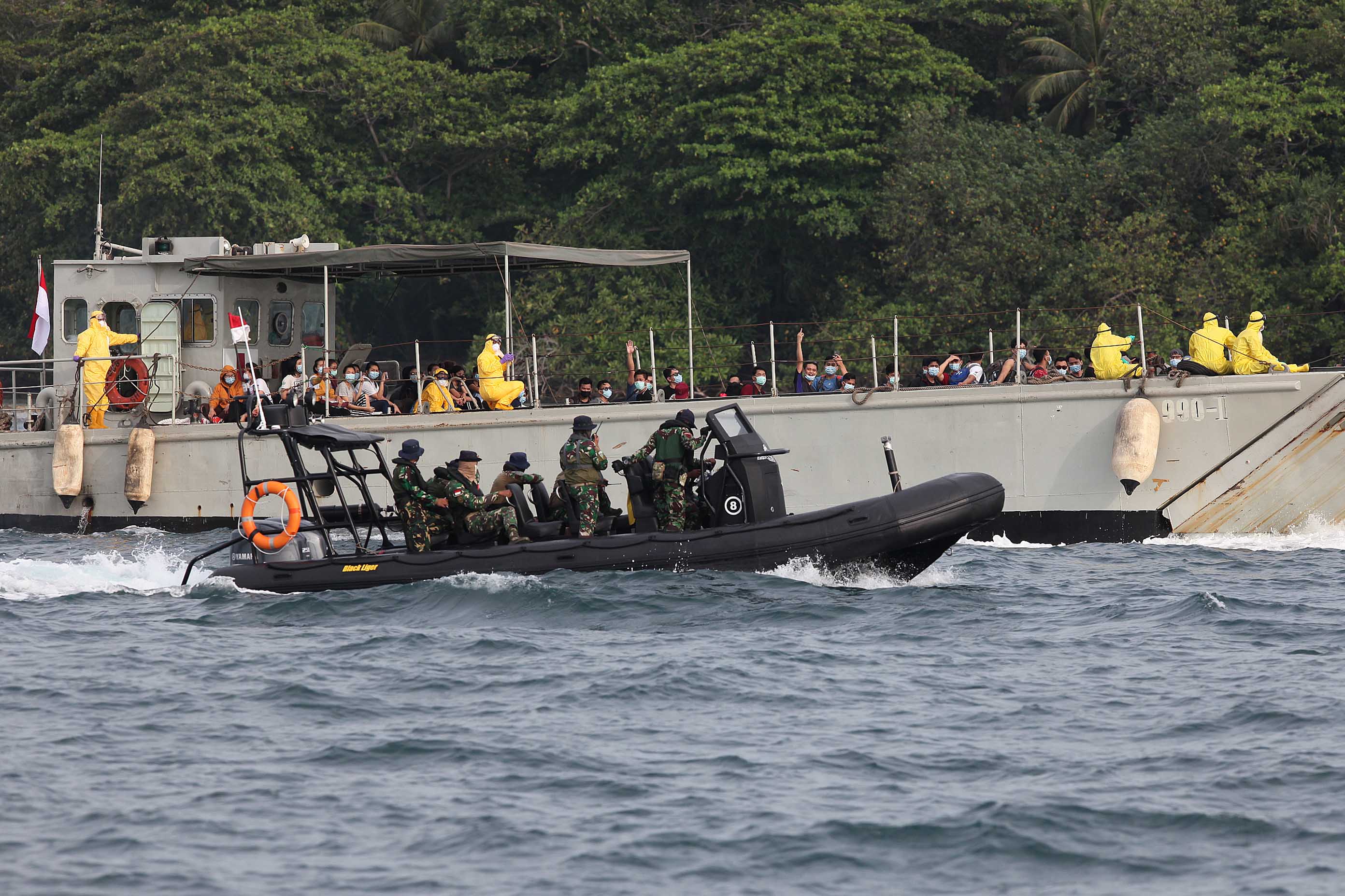 188 spesimen milik anak buah kapal (ABK) World Dream yang diobservasi di Pulau Sebaru telah selesai diperiksa dan hasilnya negatif COVID-19.
