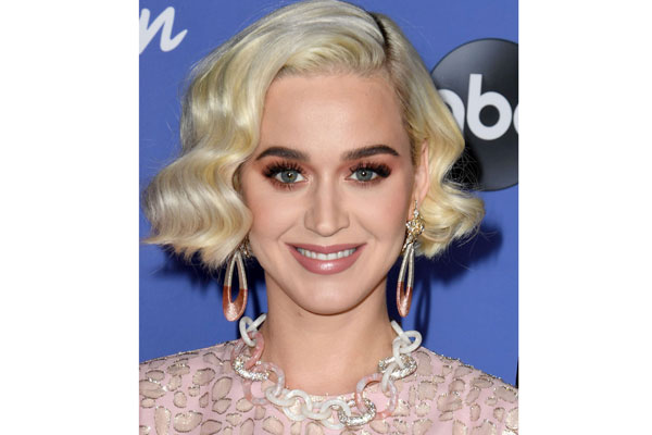 PENYANYI Katy Perry 