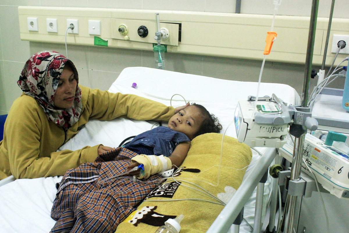 Alifah, 3, asal Kelurahan Namosain, Kota Kupang, Nusa Tenggara Timur (NTT) dirawat di ruang ICU Rumah Sakit WZ Johannes Kupang.