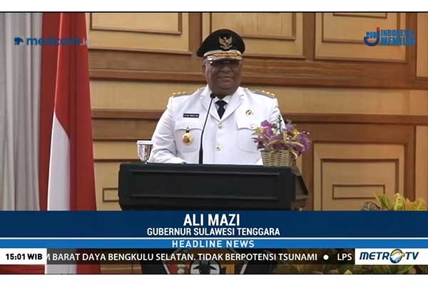 Gubernur Sulawesi Tenggara Ali Mazi 