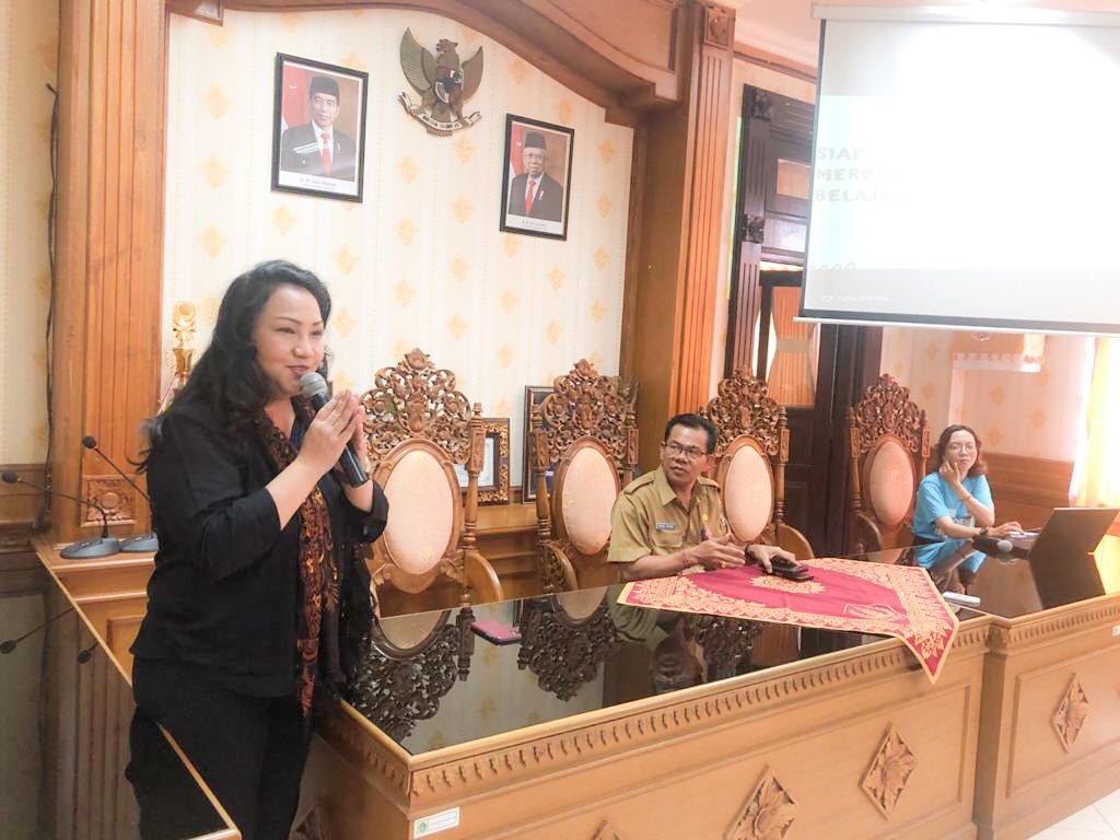 Kepala Sekolah SD Cendekia Harapan memaparkan kesiapan sekolahnya gelar Ujian sekolah mandiri