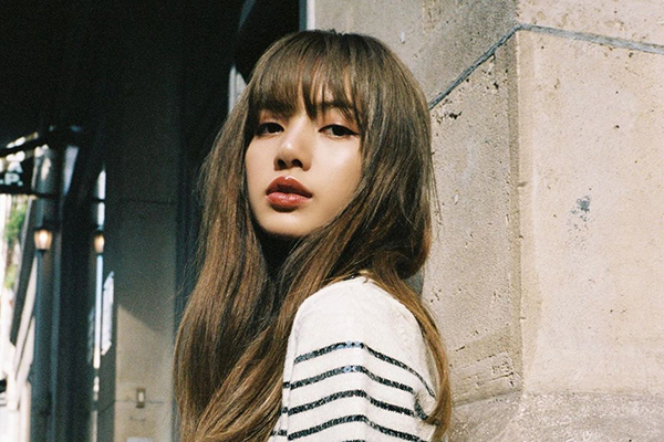 Lisa Blackpink Kenang Perjuangan Jadi Trainee