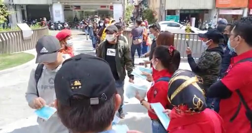 Aksi bagi masker di Taiwan oleh BMI