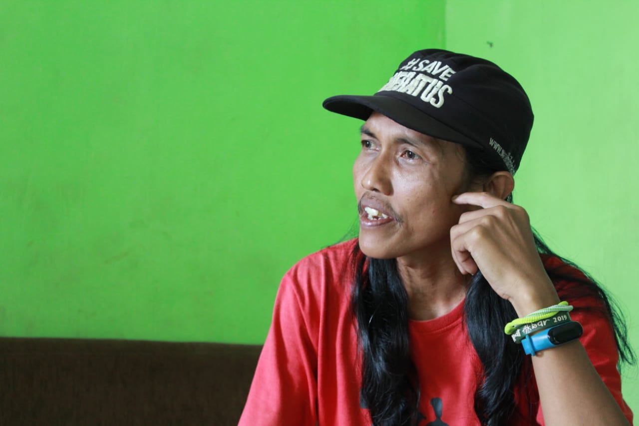  Direktur Eksekutif Wahana Lingkungan Hidup Indonesia (Walhi) Kalsel, Kisworo Dwi Cahyono