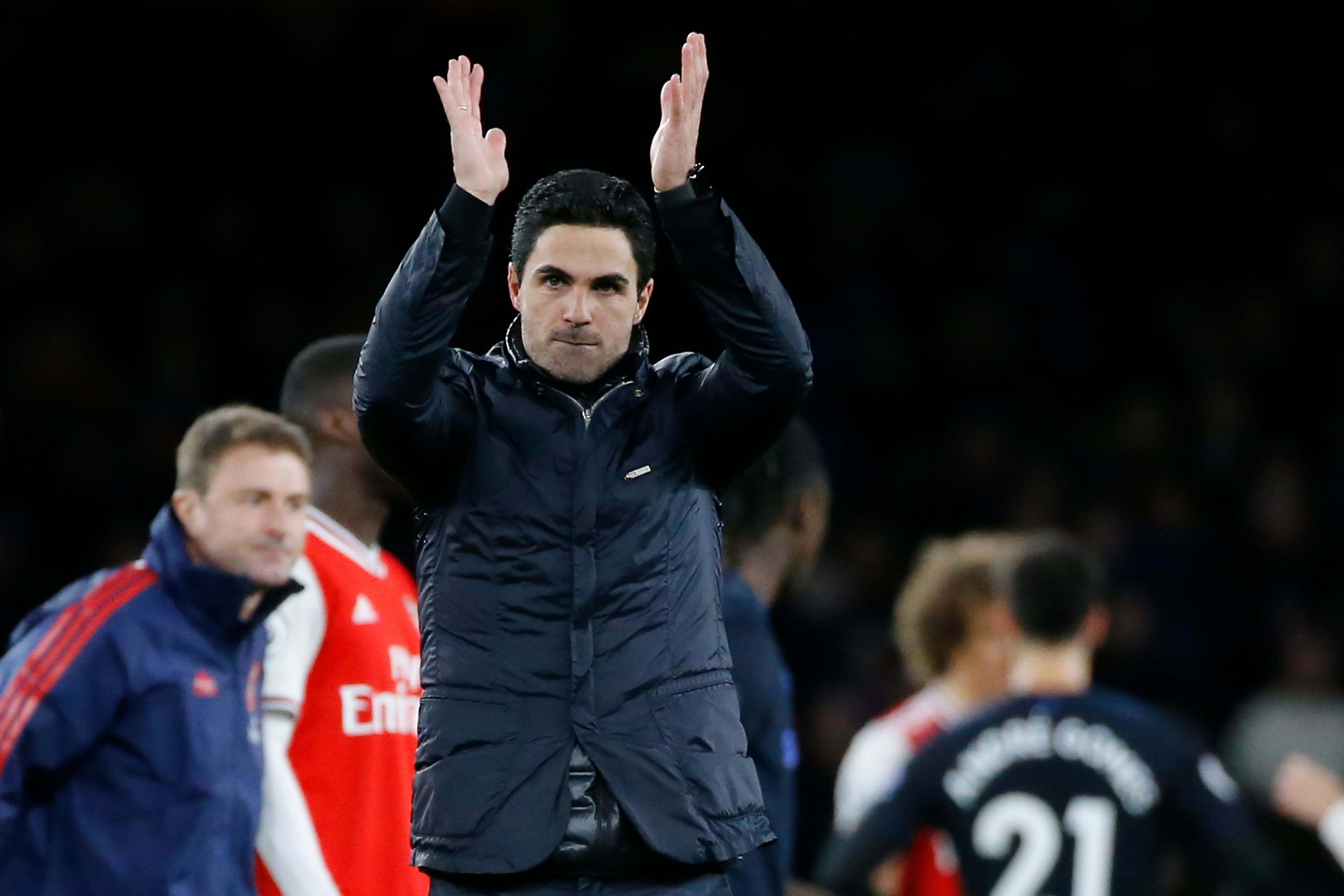 Manajer/pelatih klub Arsenal Mikel Arteta positif korona, Liga Premier hari ini berunding untuk menjadwal ulang pertandingan. 