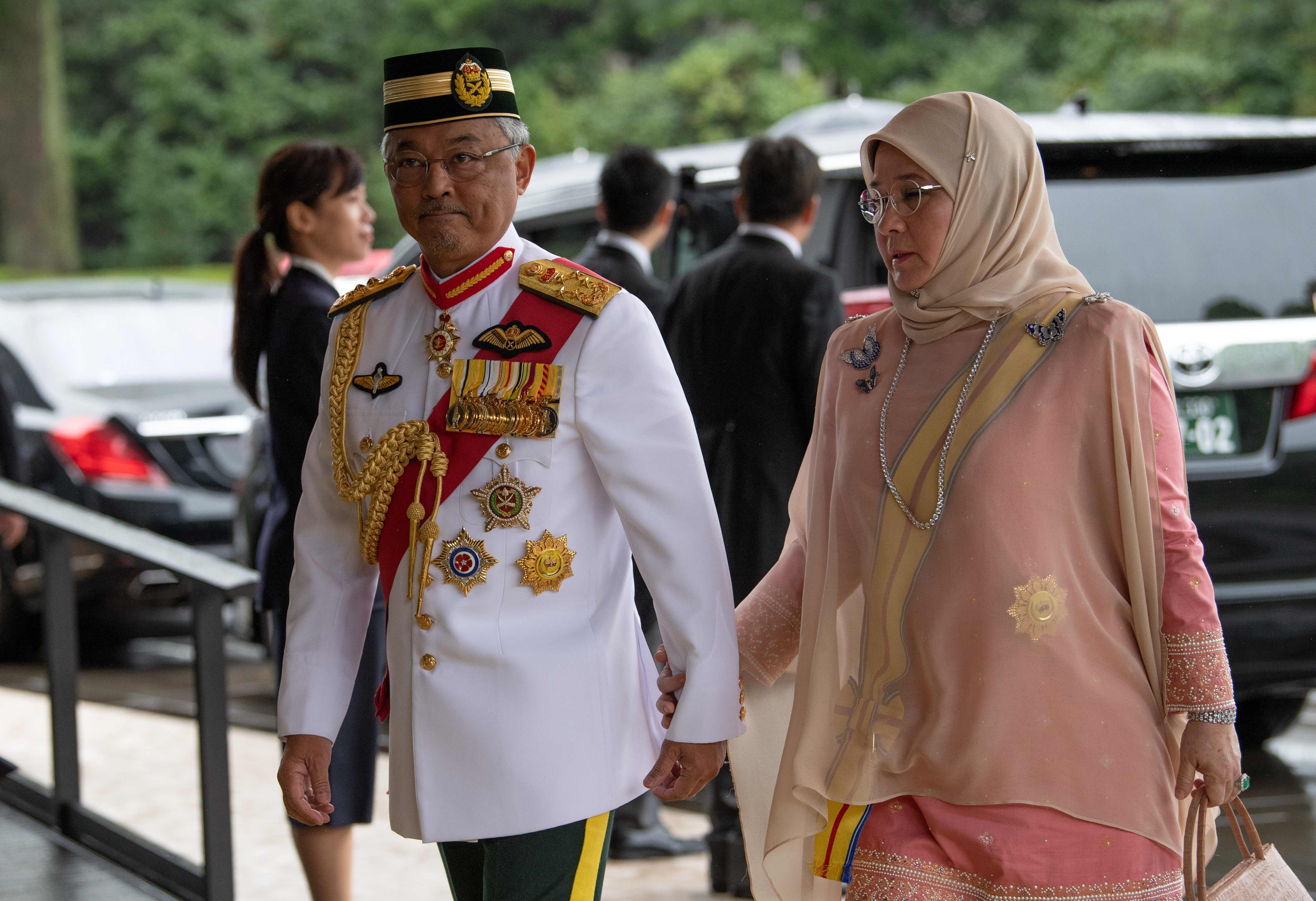Raja Malaysia Sultan Abdullah dan Ratu Tunku Azizah Aminah Maimunah