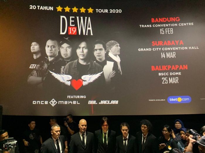 poster tur Dewa 19