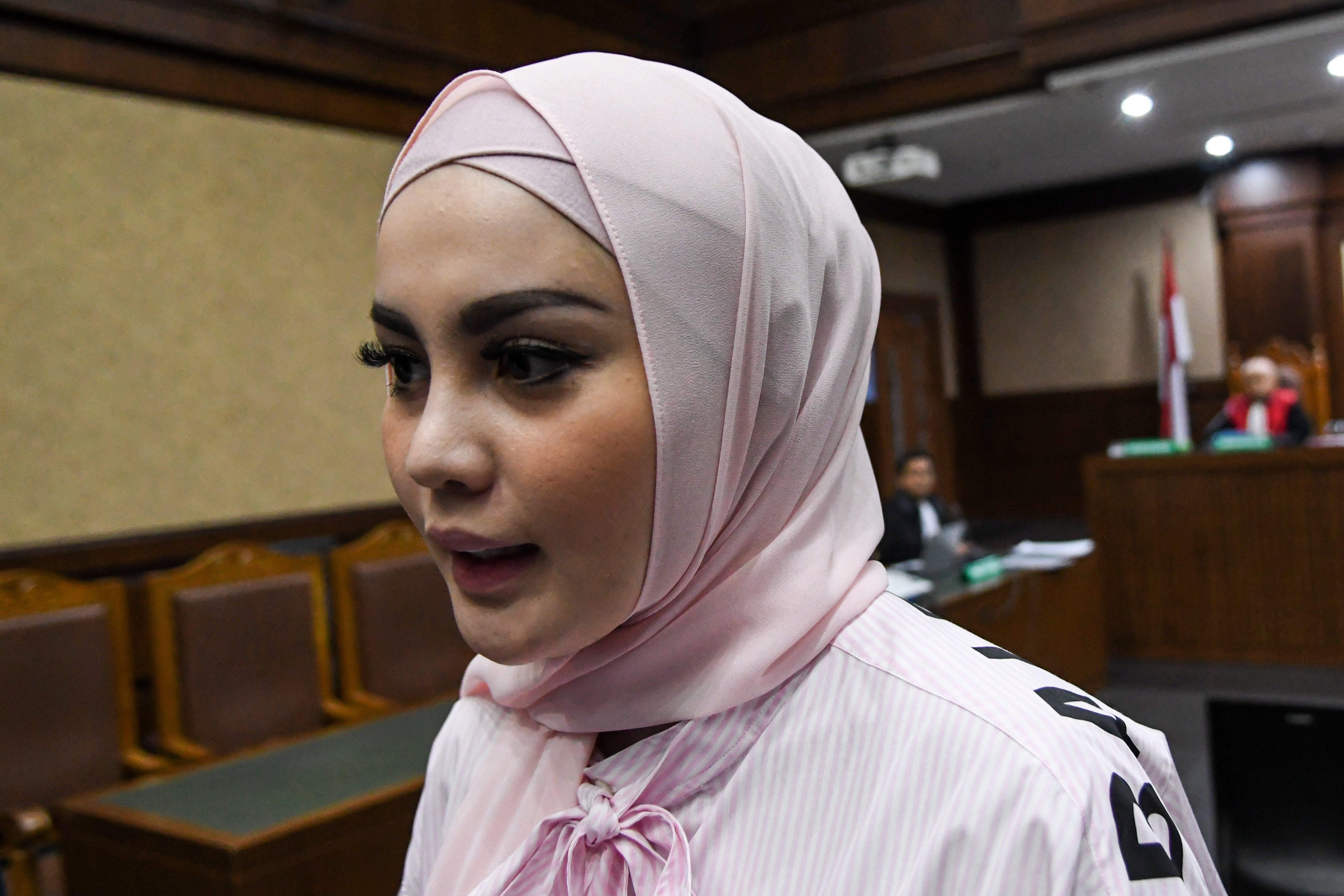 Artis Jennifer Dunn saat bersaksi di sidang perkara yang menjerat Tubagus Chaeri Wardhana atau Wawan