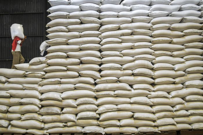 Stok beras di Kabupaten Pidie dan Pidie Jaya aman untuk enam bulan ke depan.