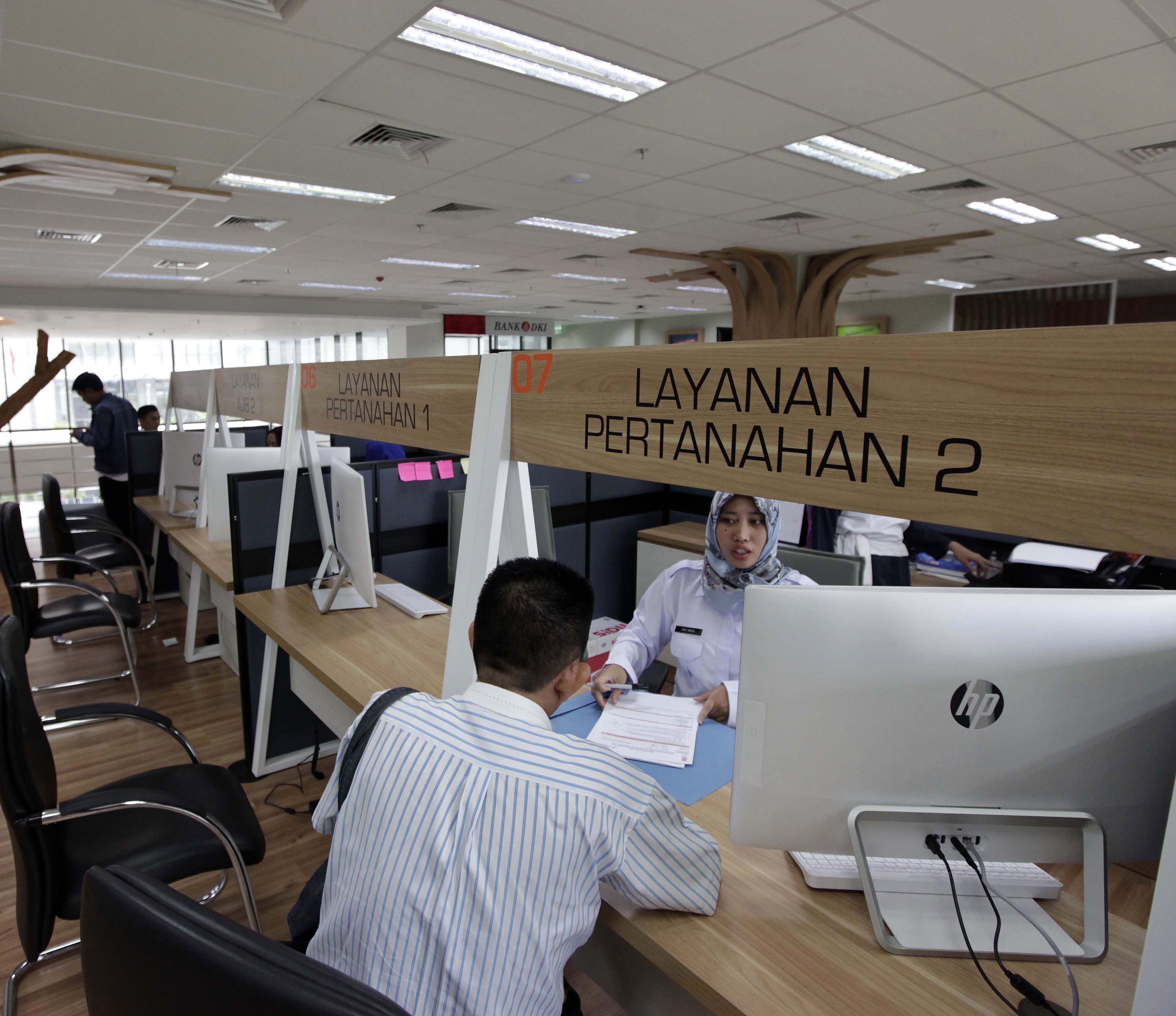 Mal Pelayanan Publik di Jalan HR Rasuna Said, Kuningan, Jakarta