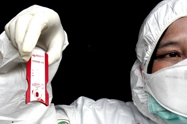 Pelaksanaan rapid test covid-19.