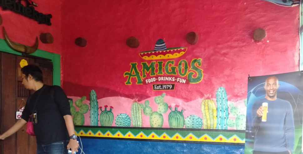 Restoran Amigos diduga tempat tertularnya dua WNI karena virus korona.