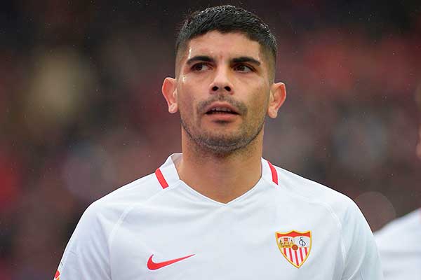 Ever Banega, gelandang Sevilla.