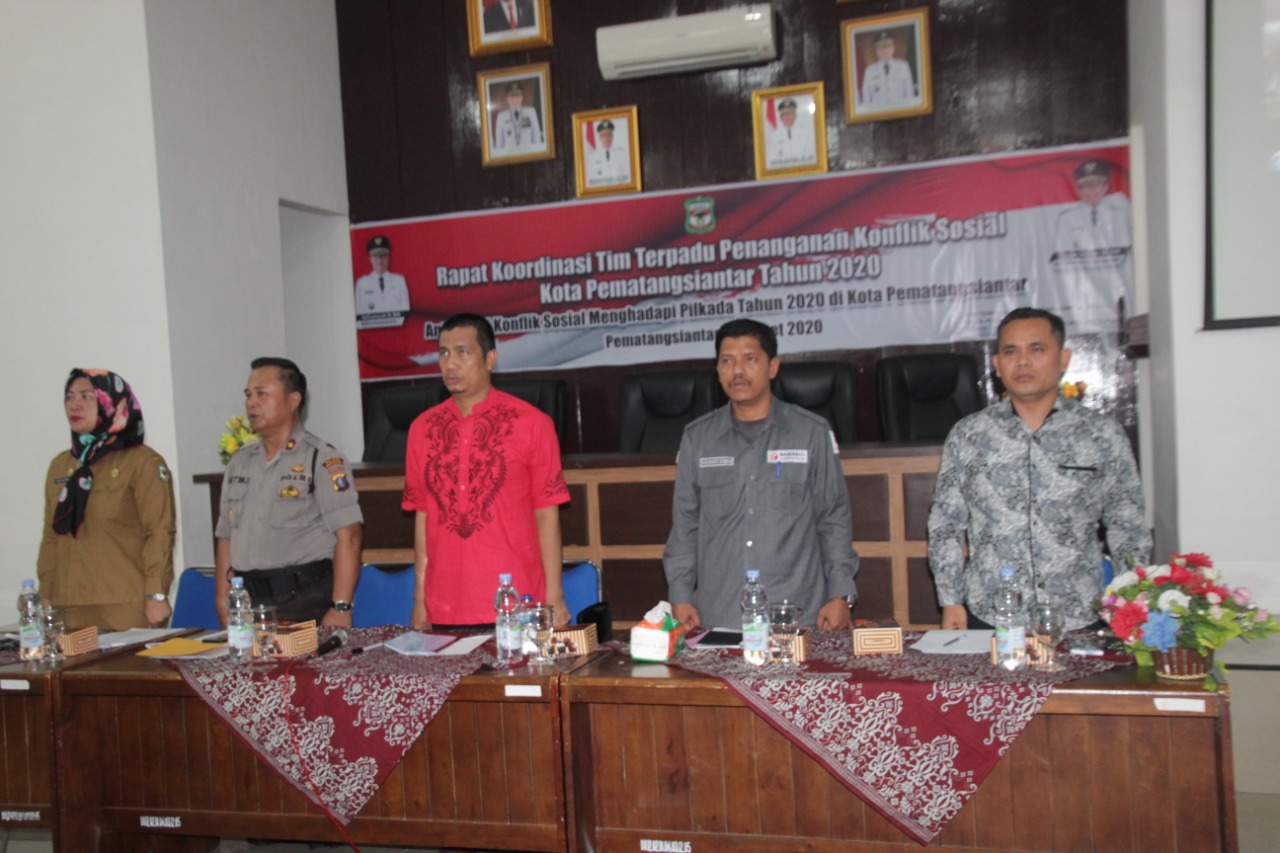 Rakor Tim Terpadu Penanganan Konflik Sosial dengan tokoh masyarakat, tokoh agama, dan pemuda se Kota Pematangsiantar, Selasa (10/3/2020).