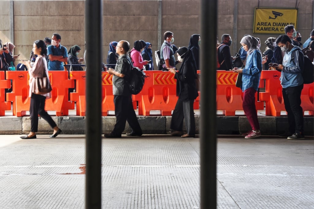 Social distancing di Jakarta