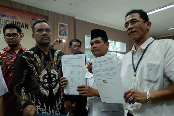 Pasangan bakal calon Bupati dan Wakil Bupati Karawang yang akan maju di Pilkada 2020, Endang Mulyana dan Asep Agustian