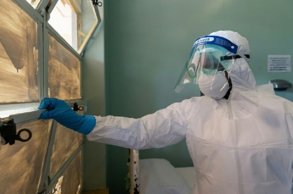 Menhan Zimbabwe: Covid-19 Hukuman Tuhan untuk AS