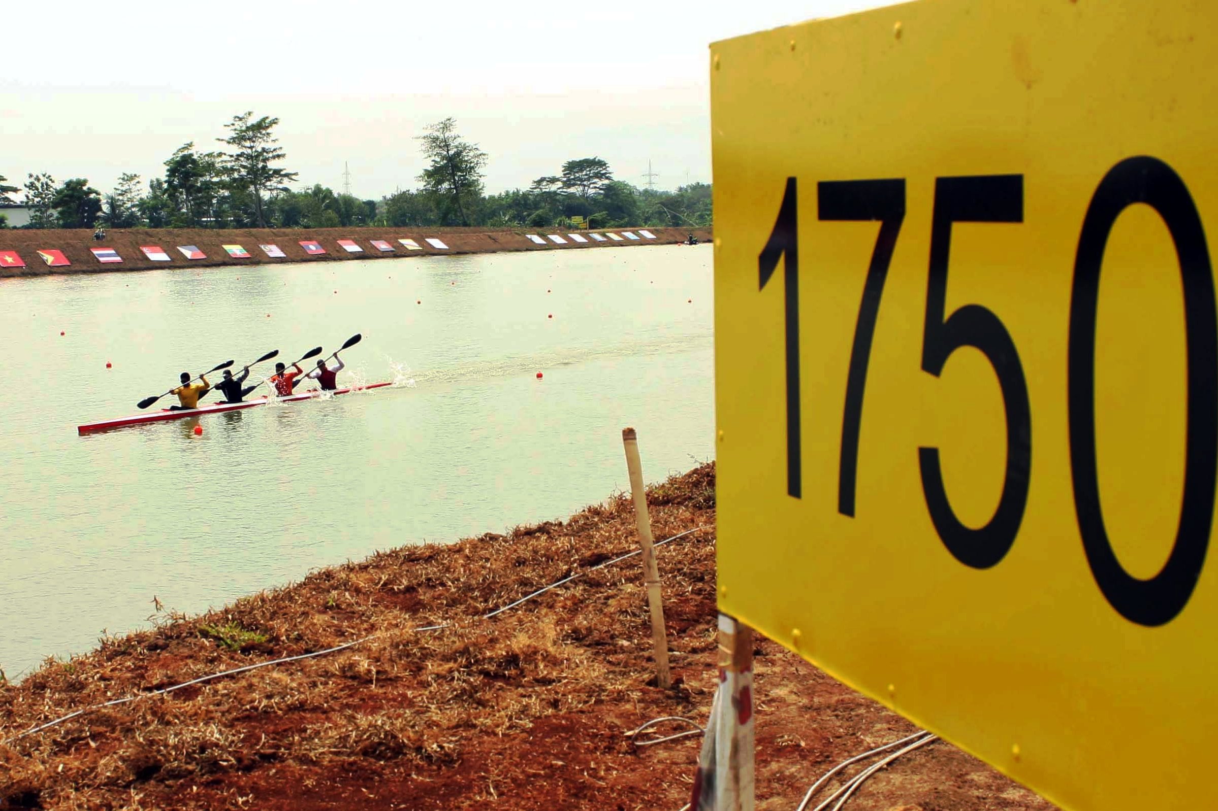Berlatih di Waduk Cipule.