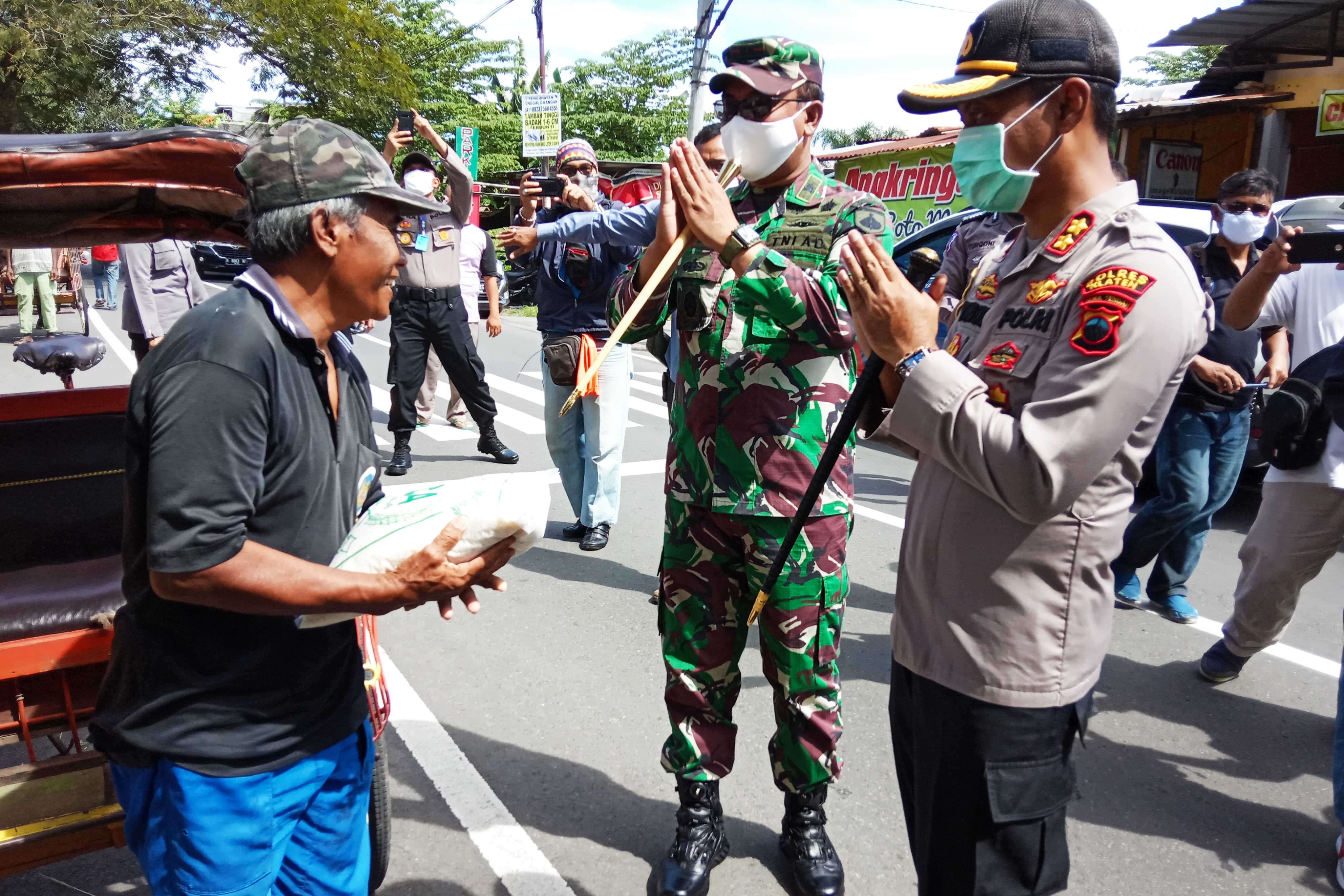 Kapolres Klaten AKB Wiyono Eko Prasetyo bersama Komandan Kodim 0723 Klaten Letkol (Kav) Minarso