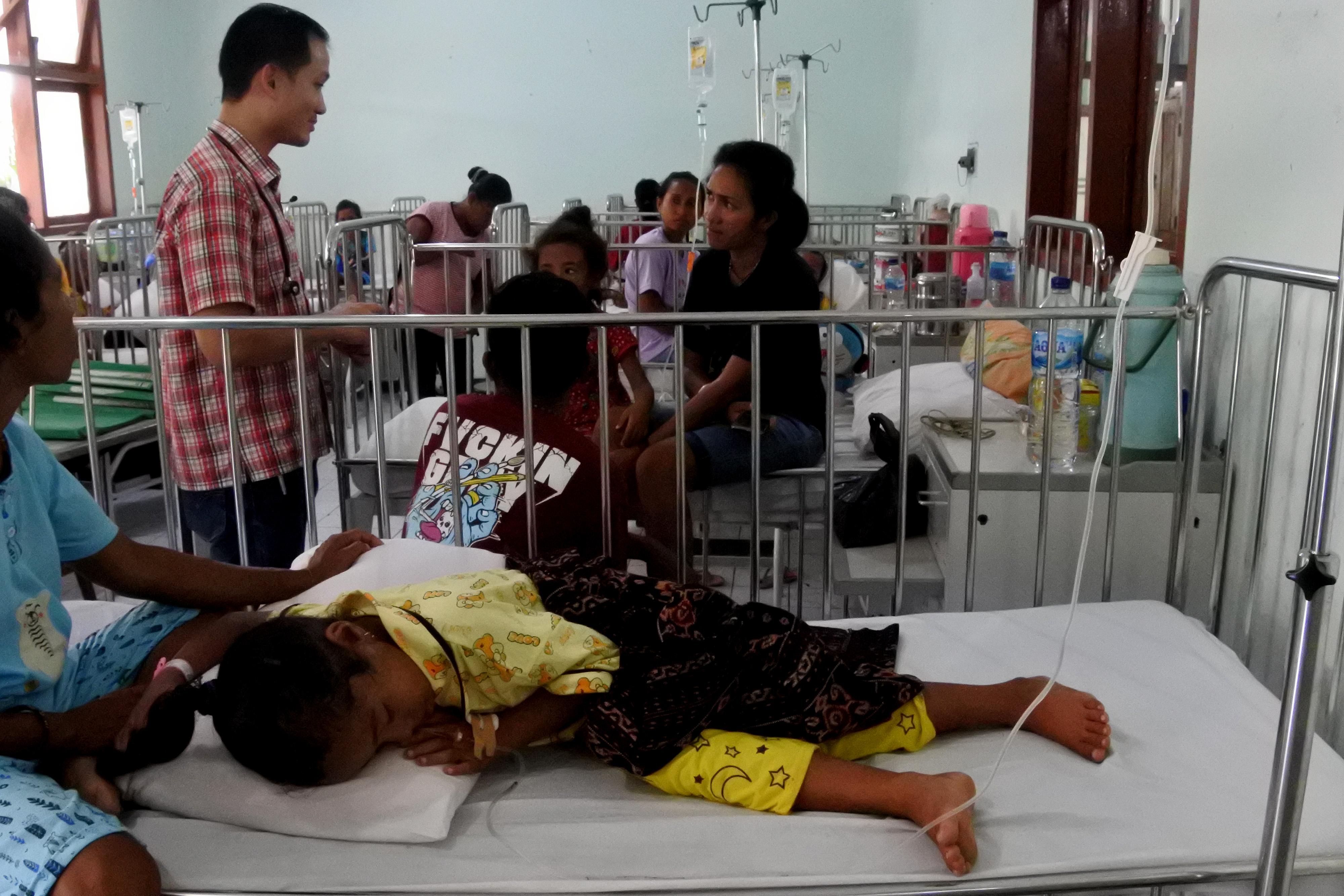Salah satu ruangan perawatan bagi pasien demam berdarah dengue (DBD) di RSUD Tc Hillers di Maumere, Kabupaten Sikka, NT